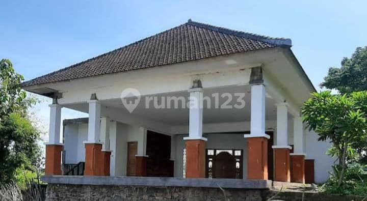 "Exclusive Lodge for Sale in Lovina, Bali"