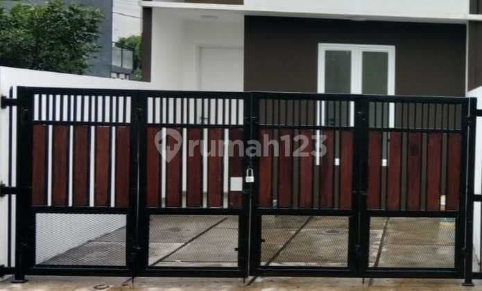 Rumah 2 kamar, di Jombang, Ciputat, Tangerang