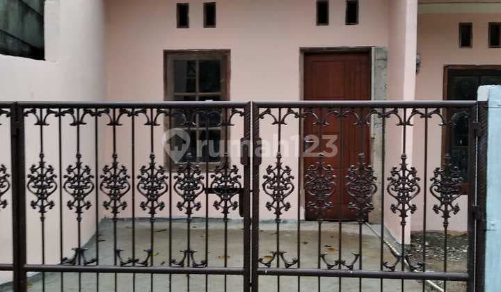 Rumah 2 Kamar. Villa Gading Parung