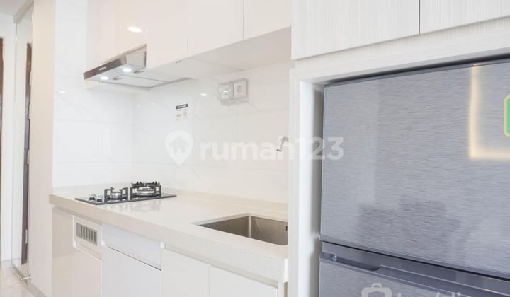 Disewa Apartement Strategis Di Pusat Kota Bsd City, Skyhouse Bsd Tower Leonie, Full Furnished Apartemen 0 Kamar Tidur Furnished Bagus