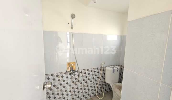 Dijual rumah baru Hoek di Cluster Albasia Green Ara Residence