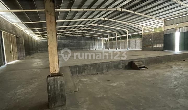 Good Warehouse 1870 m² Strategic 40 Feet Access in Katapang Bandung