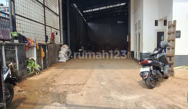 Gudang Strategis SHM di Caringin Bandung