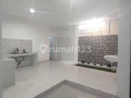 Rumah 1 Lantai 3 Kamar Tidur Strategis di Ciateul Bandung