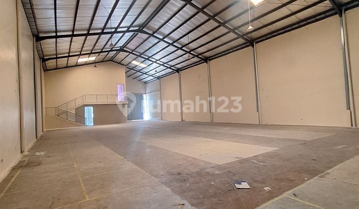 Gudang Bagus di Kompleks Industri Mega Jaya Sapan Bojongsoang