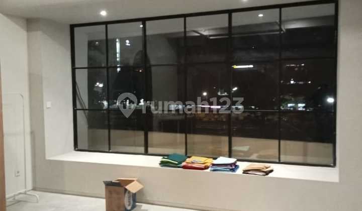 Jual Gudang / Ruko Tengah Kota