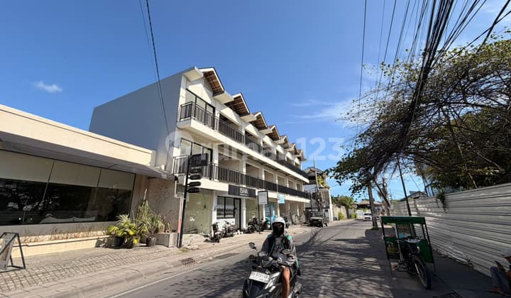 Ready-to-Occupy New Shop House Near Echo Beach Canggu Db