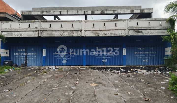 Ruko Parkir Luas Lokasi Strategis di Bypass Ida Bagus Mantra