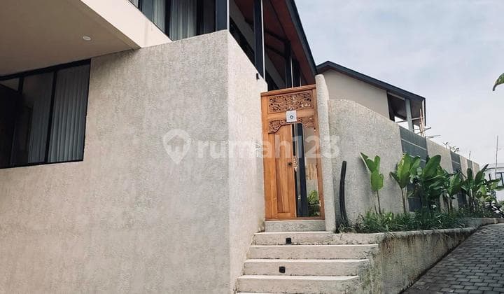 Siap Huni Private Pool Villa di Berawa Canggu