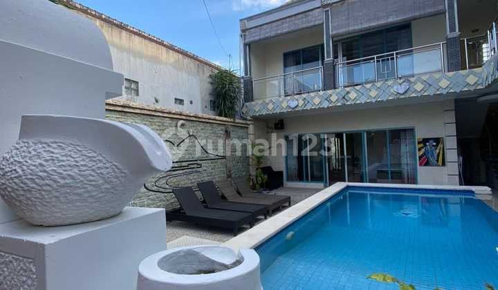 Villa 4 Bedrooms Fully Furnished In Berawa Canggu