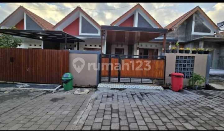 Rumah Baru Free Ac dan Bed di Sesetan Denpasar
