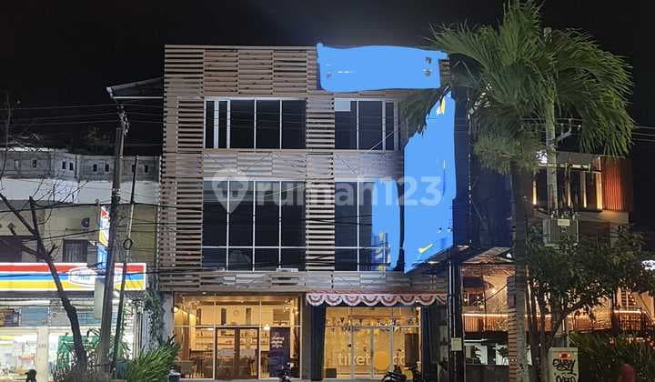 Ruko 3 Lantai Siap Huni di Sunset Road