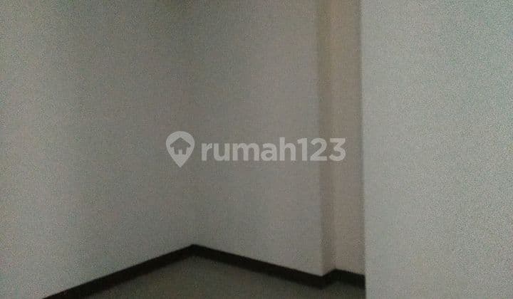 Apartemen 2 BR View Kota Tidak Terlalu Tinggi di Jakarta Timur