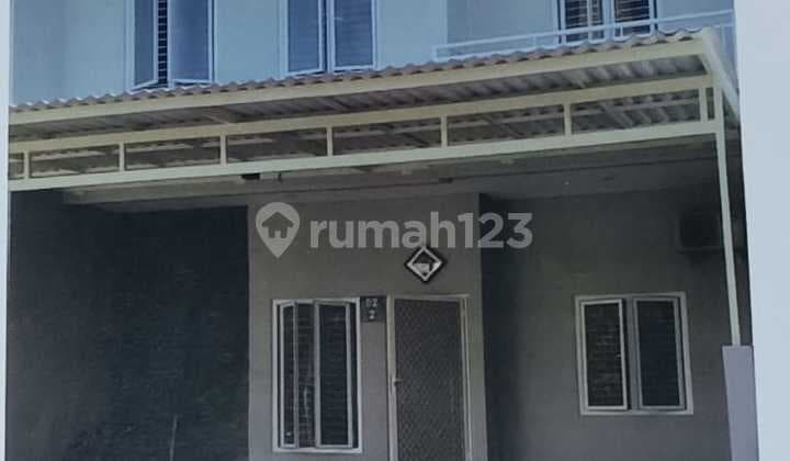 Rumah Murah 2 Lantai Minimalis Dekat Pasar Modern di Taman Puspa Raya Citraland Utama Surabaya Barat
