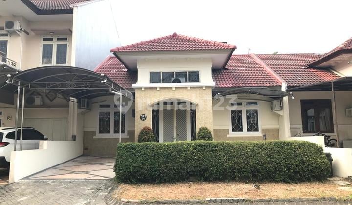 Rumah Murah 1,5 Lantai Minimalis Semi Furnished Siap Huni Dekat Gwalk di Villa Taman Telaga Citraland Utama Surabaya Barat