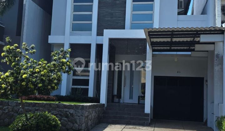 Affordable 2-Story Minimalist Semi-Furnished House Ready to Occupy Near Gwalk in Royal Park Citraland Utama West Surabaya
