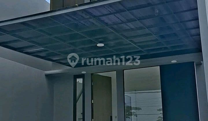 Rumah Modern 2 Lantai Dengan Private Pool Di Kendal