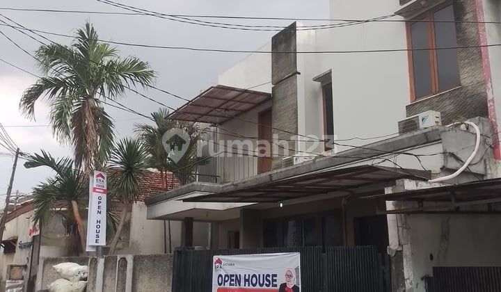 Rumah 2 Lantai Di Daerah Bangka
