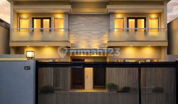 Rumahnya Nyaman. Siap Huni. Dekat Sekolah Internasional.