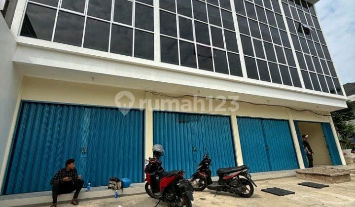 Dekat Rumah Sakit.mall.sekolah.kampus