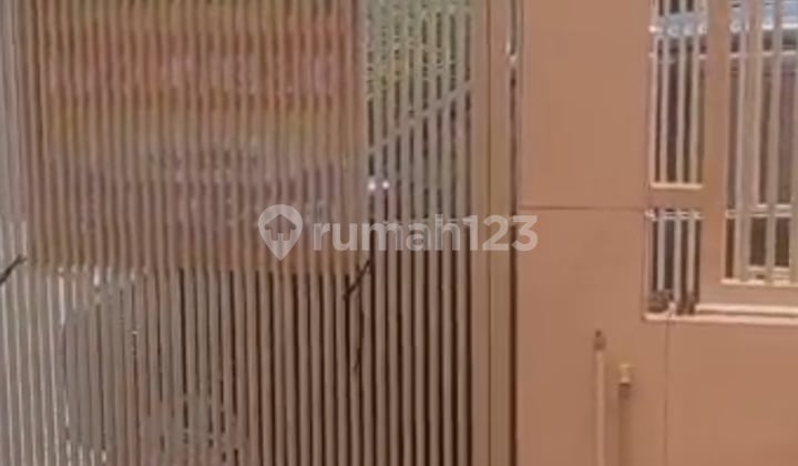 Rumah Baru Siap Huni Lokasi Strategis di Gununganyar