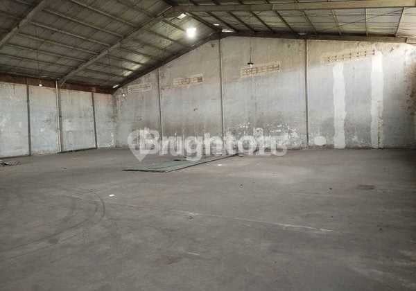 Gudang Siap Pakai Lokasi Nol Jalan Raya Di Taman Sidoarjo