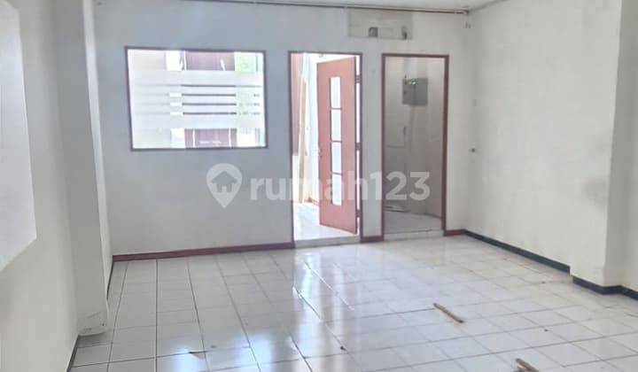 Ruko 3 Lantai Super Strategis di Tenggilis Mejoyo