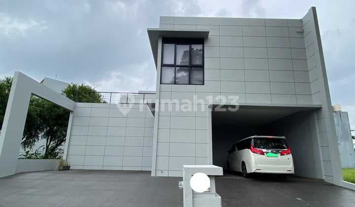 Rumah Ex Galeri Di Scarlet The Spring Gading Serpong