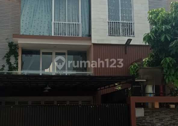 For Sale: 2.5-story house in Citra Garden 6, Kalideres, West Jakarta