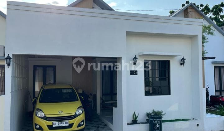 Rumah Nyaman, Strategis dengan Model Skandinavian di Dekat Pusat Kota