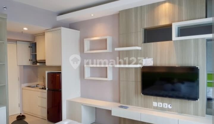 For Rent Orchad Pakuwon Mall Apartment