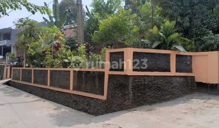 Dijual Rumah dan kontrakan petakan 5 pintu di Caringin, Bogor