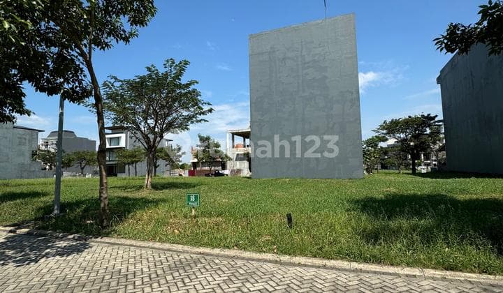 Quick Sale 180m² Plot In Green Lake City