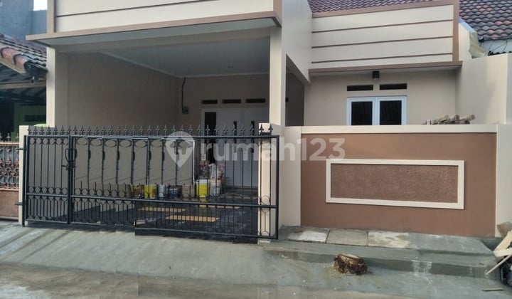 Rumah Siap Huni di Harapan Indah Bekasi
