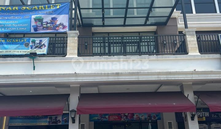 Ruko 3 Lantai Siap Huni di Sumarecon Bekasi