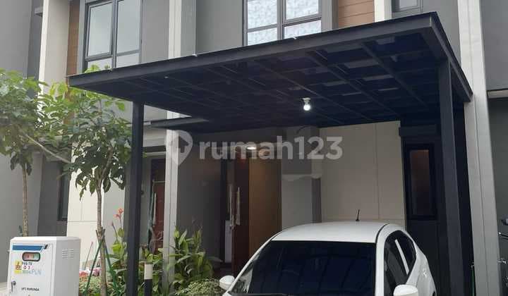 Di Sewakan Rumah Bagus Cluster Sumarecon Crown Gading