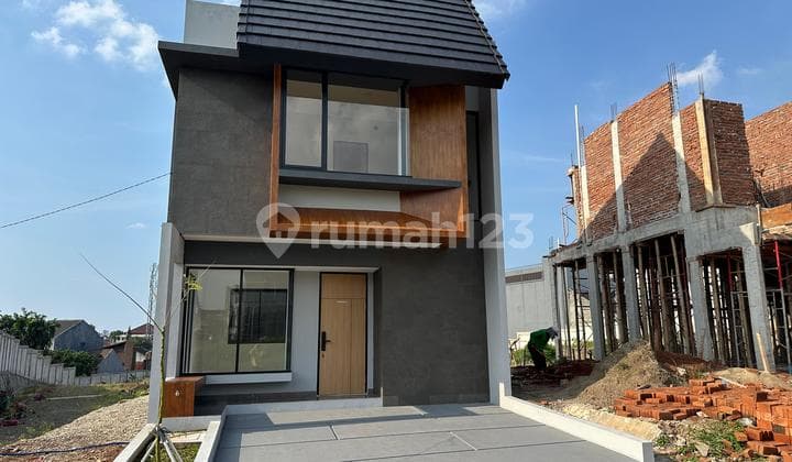 Rumah 2 Lantai Ciputat dengan Harga Termurah Bebas Banjir!