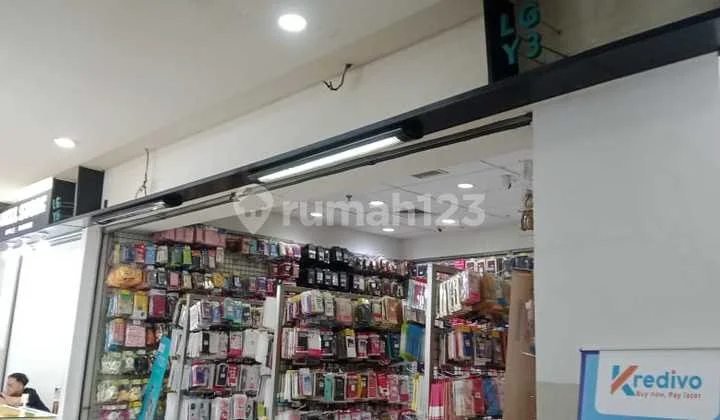 Store Area 20m2 Strategic Location in BEC Mall, Bandung Store Area 20m2 Strategic Location in BEC Mall, Bandung