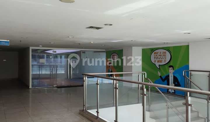 *Di Sewakan Ruang Usaha Gedung di Pusat Kota Bandung*