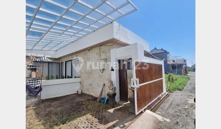 Dijual Rumah Semi Villa di Daerah Ketewel, Gianyar.