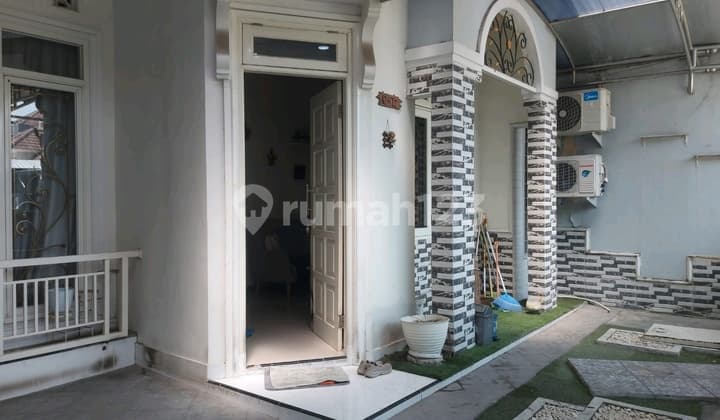 jambangan palm spring