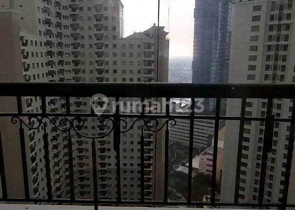 Jalan Pakuwon Indah Lontar Timur