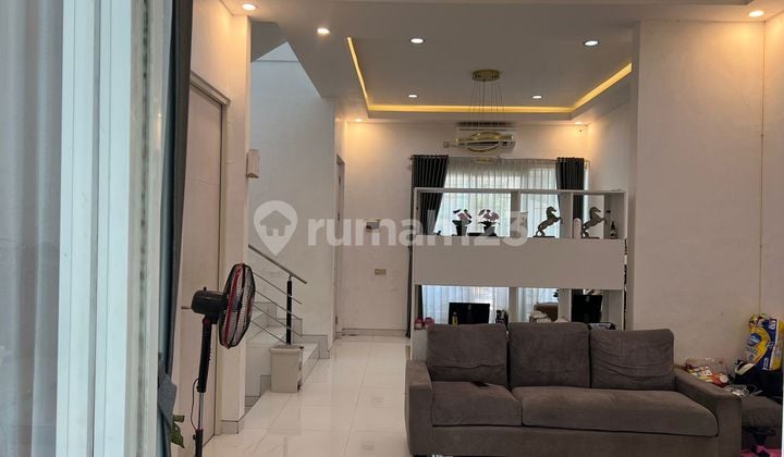 Rumah Semampir Tengah