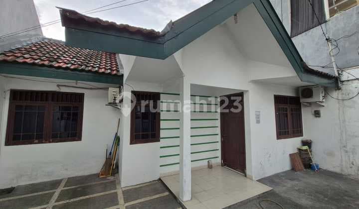 Dijual Rumah Taman Pondok Indah Wiyung