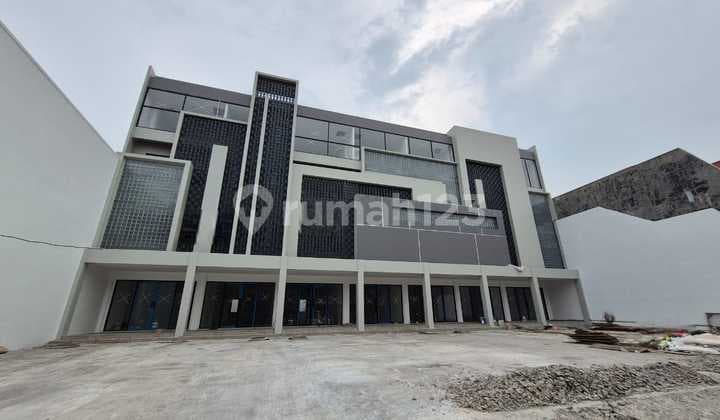 Disewakan Ruko Baru Gress Cocok Untuk Fitness, Cefe