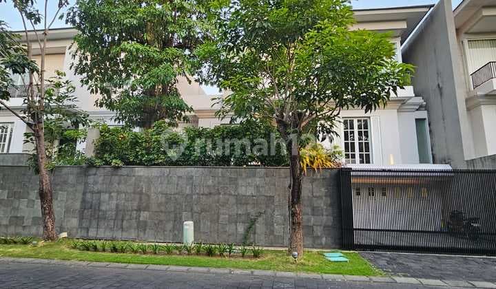 Rumah Mewah 8KT Grand Peninsula, Surabaya!