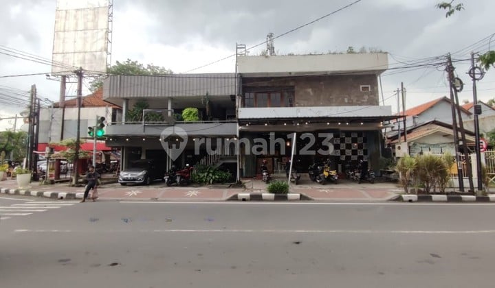 Commercial Sidoarjo Center, Near Jayandaru Square