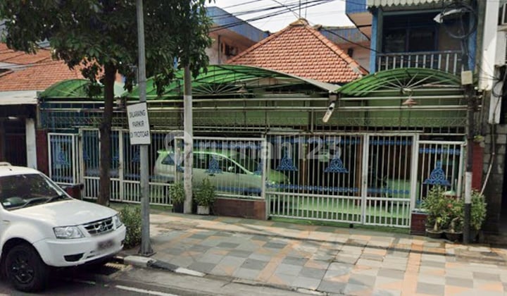 Rumah Area Bisnis Perak Timur Surabaya, Potensi Investasi!
