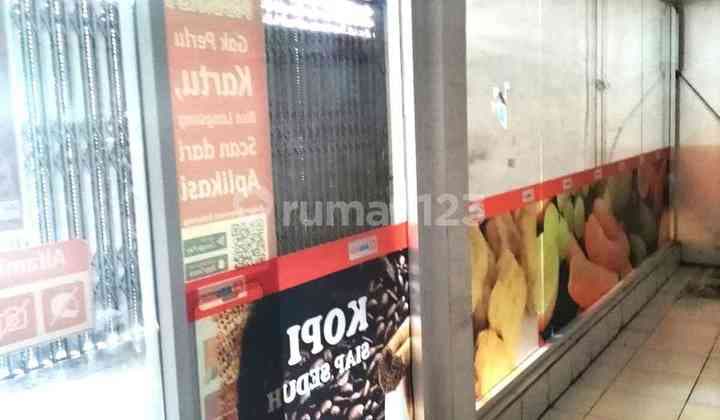 bangunan komersial Sedati Agung Betro Juanda