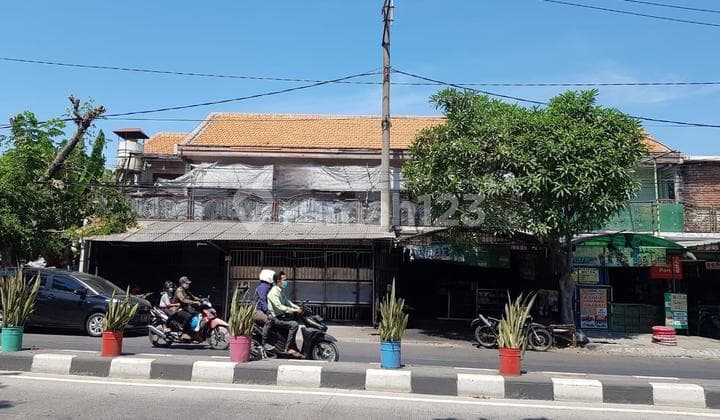 FOR RENT: Zero Down Payment, Affordable 3 Shophouses Converted into 1 Building, Coffee Shop Kedung Cowek